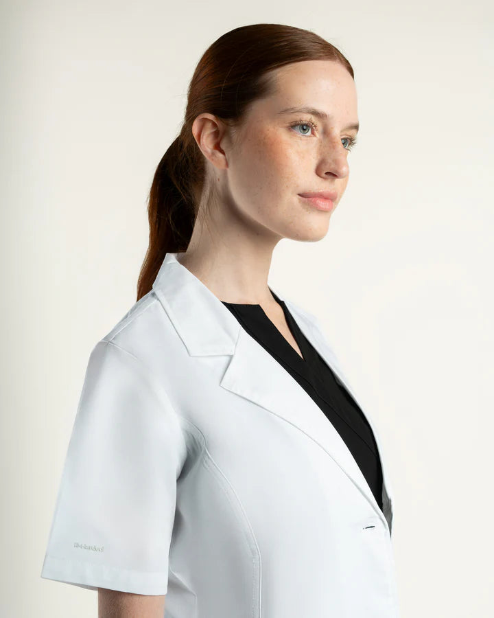 DELANTAL MUJER BLANCO MANGA CORTA SCORPI